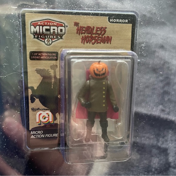NWT - World’s Smallest Toy Headless Horseman Figure. Fully sealed, never opened. - Picture 2 of 4